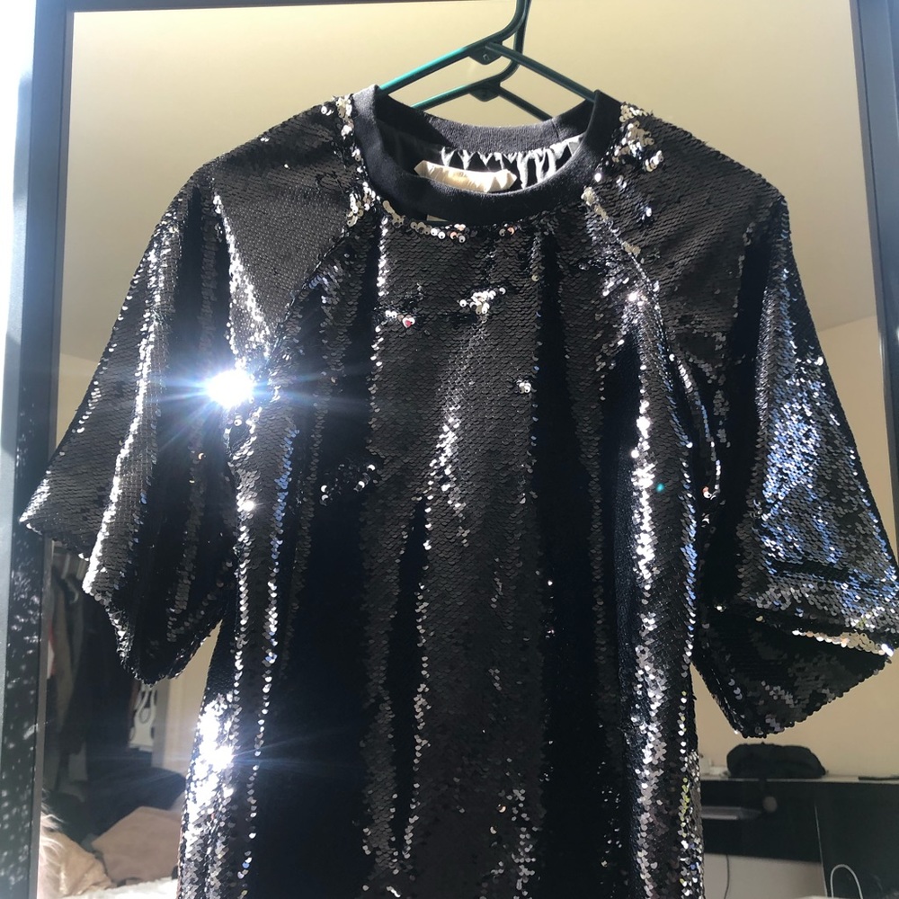 Off White RUNWAY COLLECTION (BRAND NEW WITH TAG)